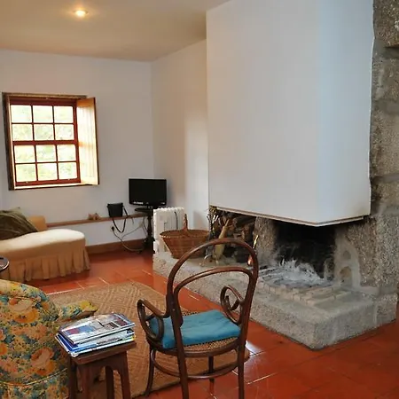 منزل ريفي Casa Do Silverio *